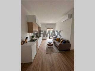 Quadrilocale in Vendita a Siracusa, 119'000&euro;, 81 m²