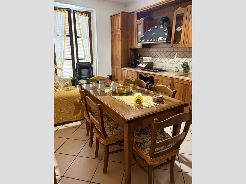 Quadrilocale in Vendita a Troina, 46'000&euro;, 68 m²