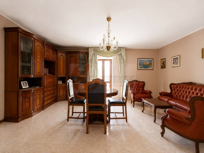 Appartamento in Vendita a Sorso, 194'000&euro;, 238 m²