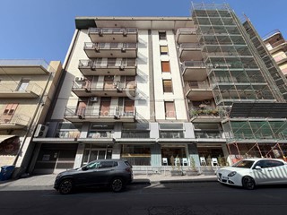 Appartamento in Vendita a Paternò, 119'000&euro;, 135 m²