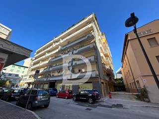 Quadrilocale in Vendita a Pescara, 575'000&euro;, 137 m²