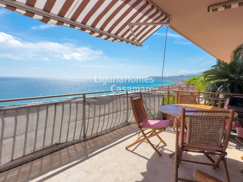 Trilocale in Vendita a Santo Stefano al Mare, 220'000&euro;, 70 m²