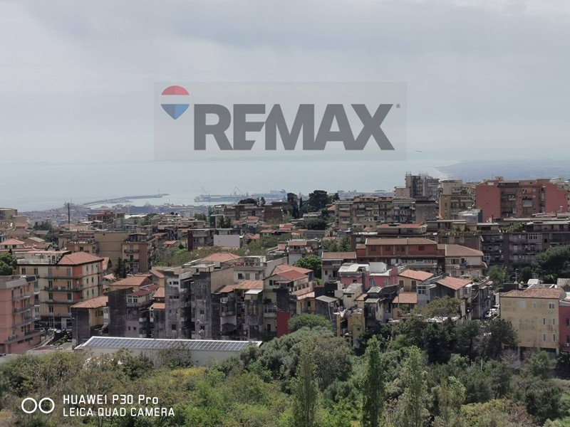 Appartamento in Vendita a Sant'Agata li Battiati, 350'000&euro;, 199 m²