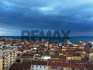Appartamento in Vendita a Piombino, 310'000&euro;, 123 m²