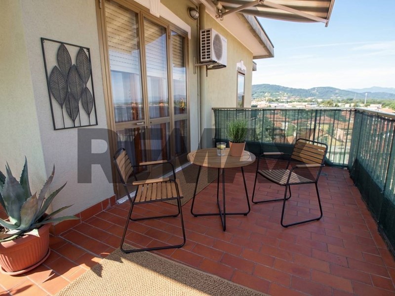 Attico in Vendita a Calusco d'Adda, 137'000&euro;, 107 m²