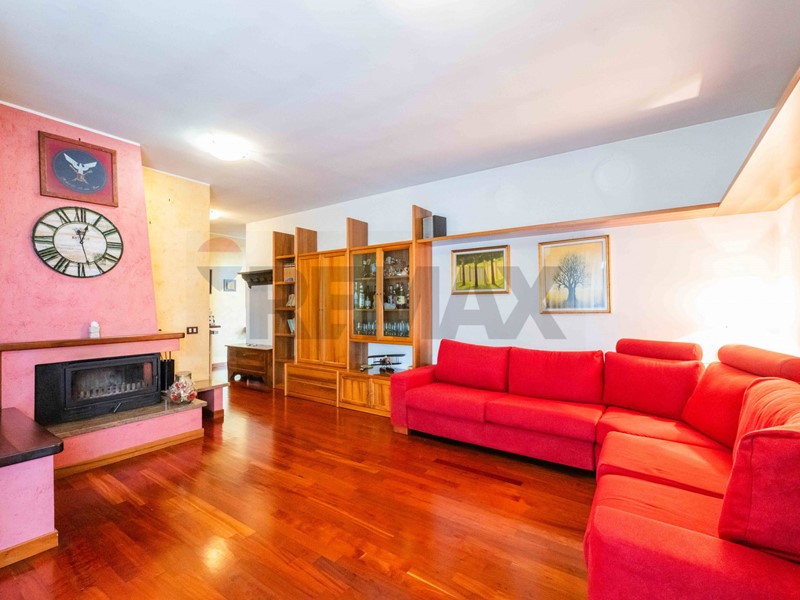Trilocale in Vendita a Grassobbio, 195'000&euro;, 130 m²