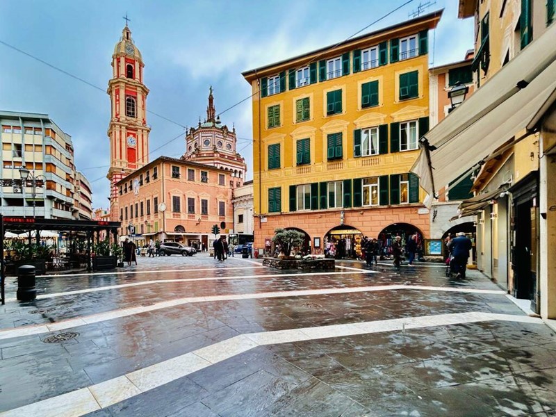 Appartamento in Vendita a Rapallo, 395'000&euro;, 148 m²
