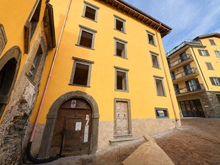Trilocale in Vendita a Clusone, 105 m²