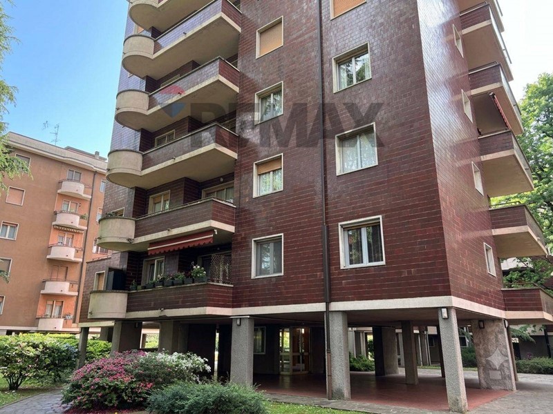 Bilocale in Affitto a Varese, 900&euro;, 104 m²