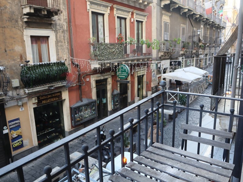 Trilocale in Affitto a Catania, 700&euro;, 88 m²
