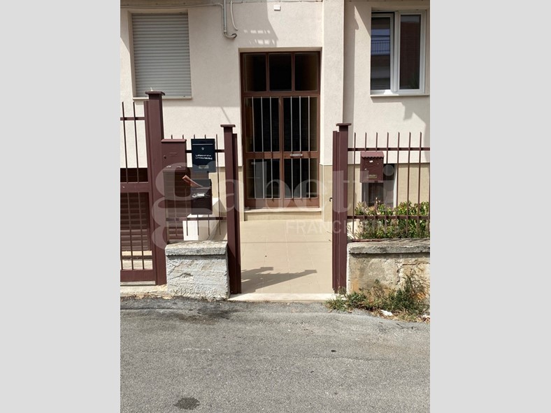 Appartamento in Vendita a Cassano delle Murge, 94'000&euro;, 110 m²