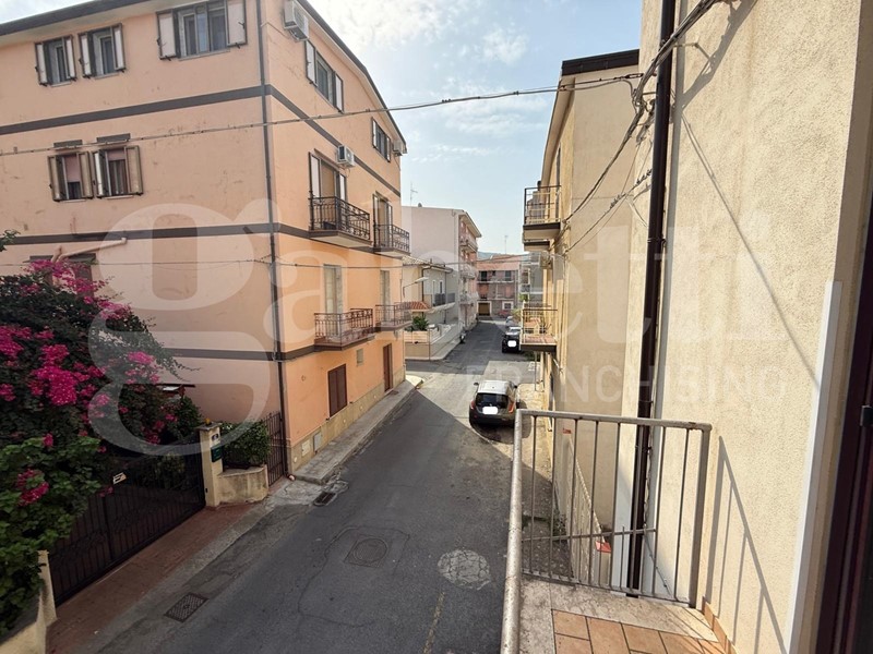 Quadrilocale in Vendita a Amantea, 95'000&euro;, 90 m², arredato
