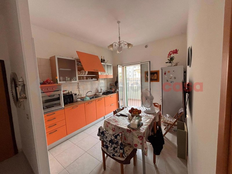 Trilocale in Vendita a Bari, 150'000&euro;, 65 m²