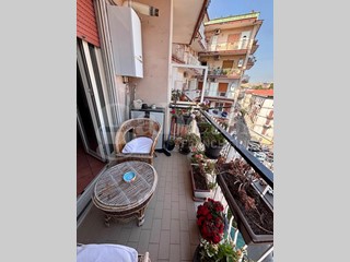 Trilocale in Vendita a Napoli, 315'000&euro;, 94 m²