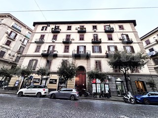 Trilocale in Affitto a Napoli, 900&euro;, 80 m²