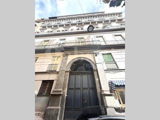 Appartamento in Vendita a Napoli, 225 m²