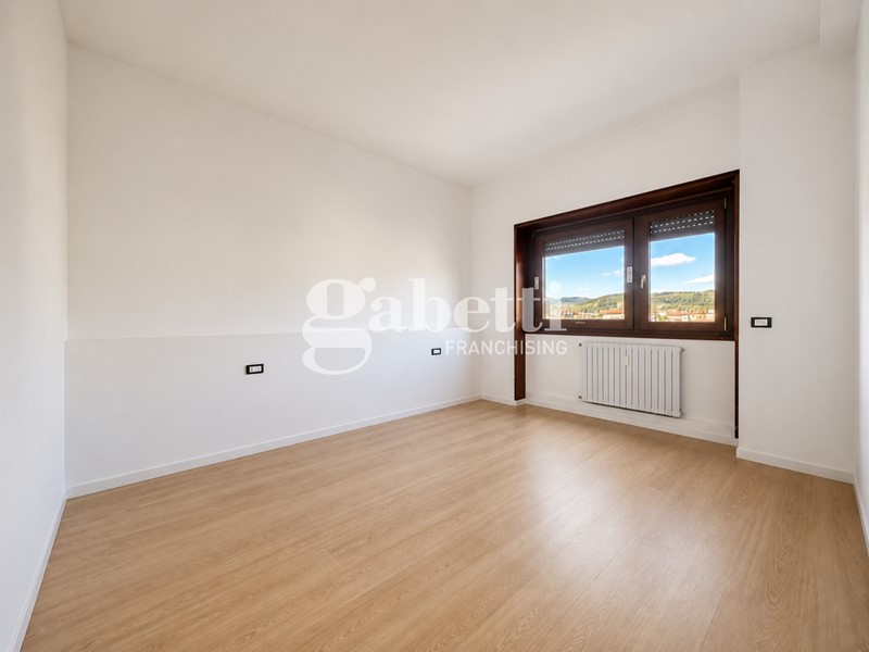 Bilocale in Vendita a Firenze, 245'000&euro;, 62 m²