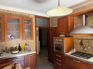Quadrilocale in Vendita a Battipaglia, 175'000&euro;, 130 m²