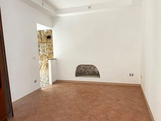 Bilocale in Affitto a Castel Sant'Elia, 350&euro;, 50 m²