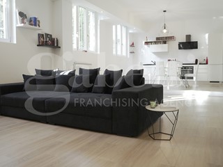 Bilocale in Vendita a Milano, 325'000&euro;, 130 m², arredato