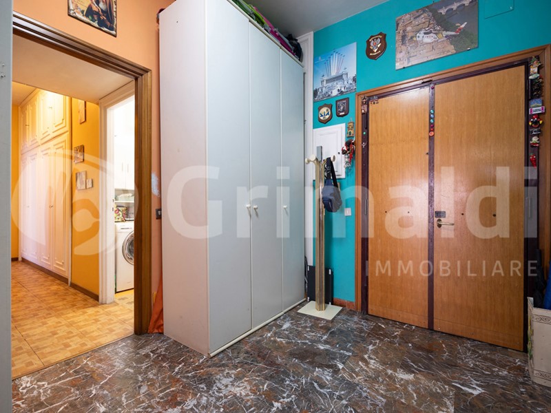 Trilocale in Vendita a Roma, 320'000&euro;, 120 m², arredato