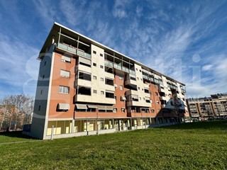 Bilocale in Vendita a Torino, 179'000&euro;, 65 m², con Box
