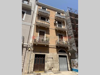 Bilocale in Vendita a Bari, 120'000&euro;, 80 m²