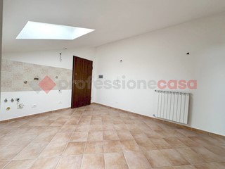 Bilocale in Affitto a Avezzano, 400&euro;, 45 m²