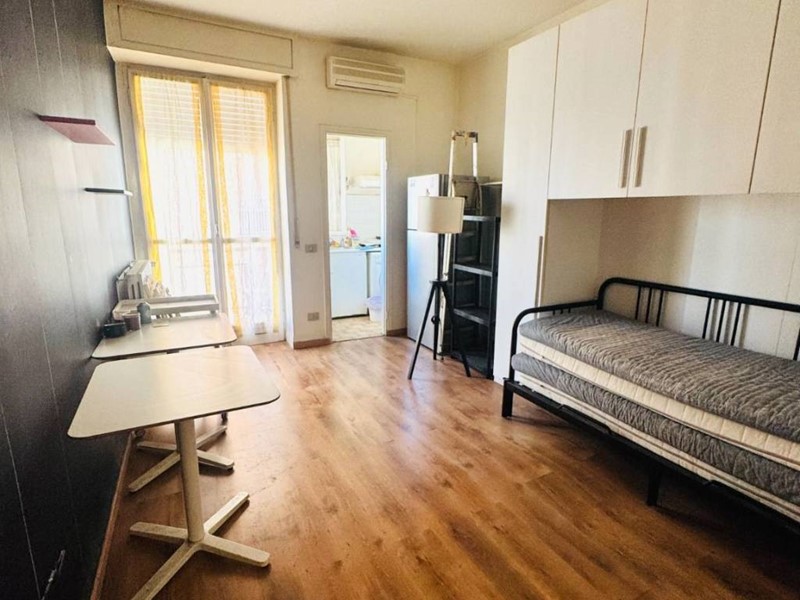 Monolocale in Vendita a Milano, 140'000&euro;, 30 m², arredato