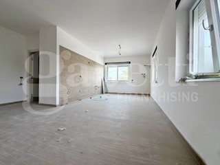 Trilocale in Vendita a Angri, 250'000&euro;, 84 m²