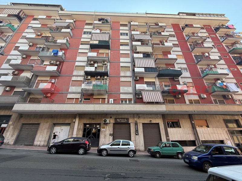 Trilocale in Vendita a Taranto, 45'000&euro;, 65 m²