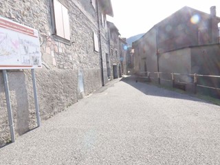 Appartamento in Vendita a Comano, 220'000&euro;, 320 m², arredato