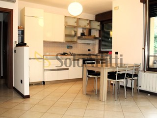 Bilocale in Affitto a Parabiago, 650&euro;, 60 m², arredato, con Box
