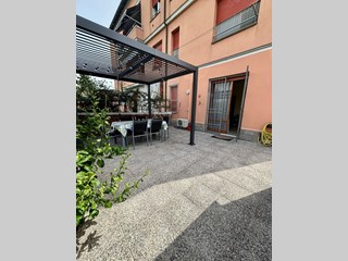 Appartamento in Vendita a Castelnuovo Magra, 52'000&euro;, 80 m², arredato