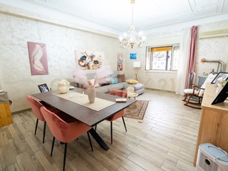 Trilocale in Vendita a Sant'Agata li Battiati, 119'000&euro;, 117 m²