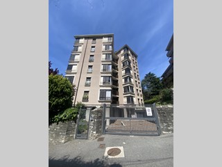 Appartamento in Affitto a Como, 1'800&euro;, 140 m²