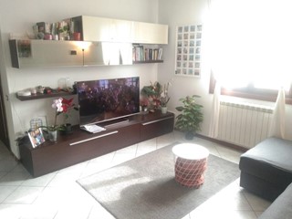 Trilocale in Affitto a Prato, zona Chiesanuova, 700&euro;, 50 m², arredato