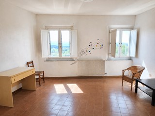 Appartamento in Vendita a Palaia, 158'000&euro;, 146 m²