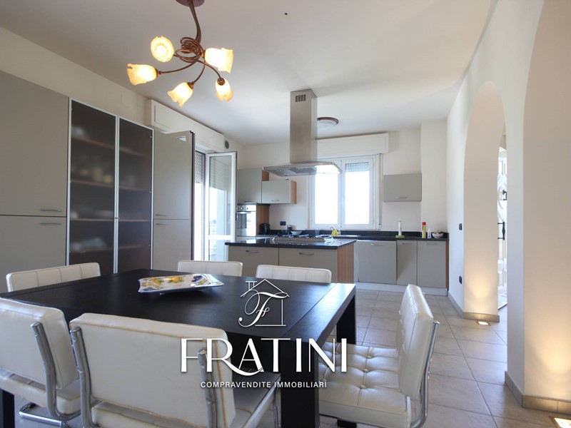 Appartamento in Vendita a Civitella del Tronto, 159'000&euro;, 195 m²