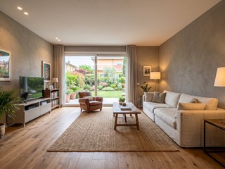 Quadrilocale in Vendita a Desenzano del Garda, 410'000&euro;, 123 m²