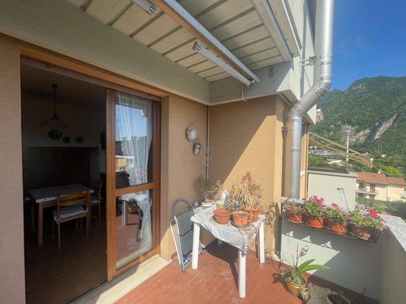 Trilocale in Vendita a Valmadrera, 189'000&euro;, 95 m²