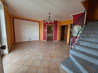Appartamento in Vendita a Asti, 195'000&euro;, 120 m²