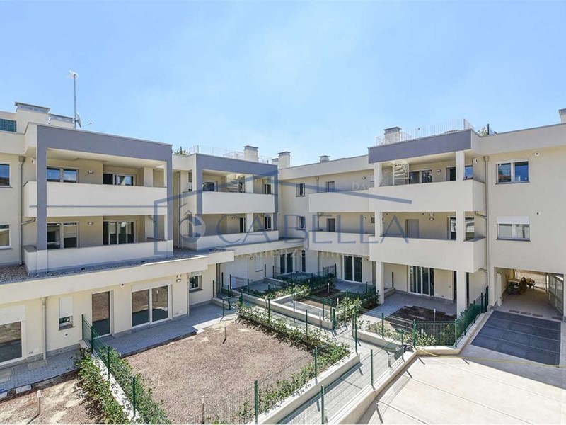 Trilocale in Vendita a Cesano Maderno, 335'000&euro;, 122 m²