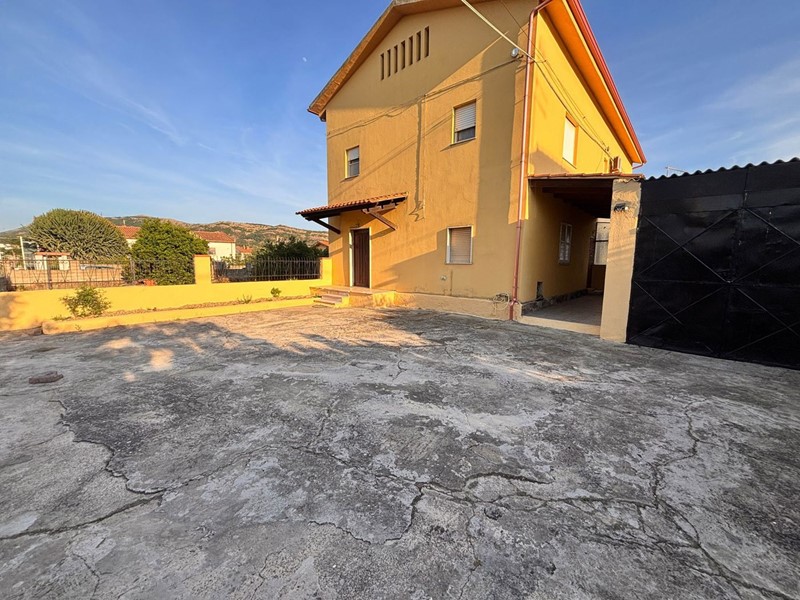 Bilocale in Affitto a Carbonia, 550&euro;, 70 m²