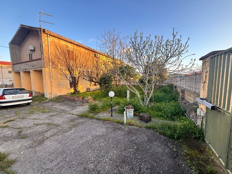 Trilocale in Vendita a Carbonia, 89'000&euro;, 90 m²