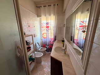 Trilocale in Vendita a Roma, 259'996&euro;, 97 m²