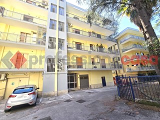 Appartamento in Vendita a Salerno, 330'000&euro;, 132 m²