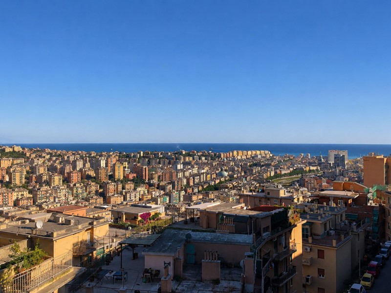 Appartamento in Vendita a Genova, zona Marassi, 145'000&euro;, 80 m²