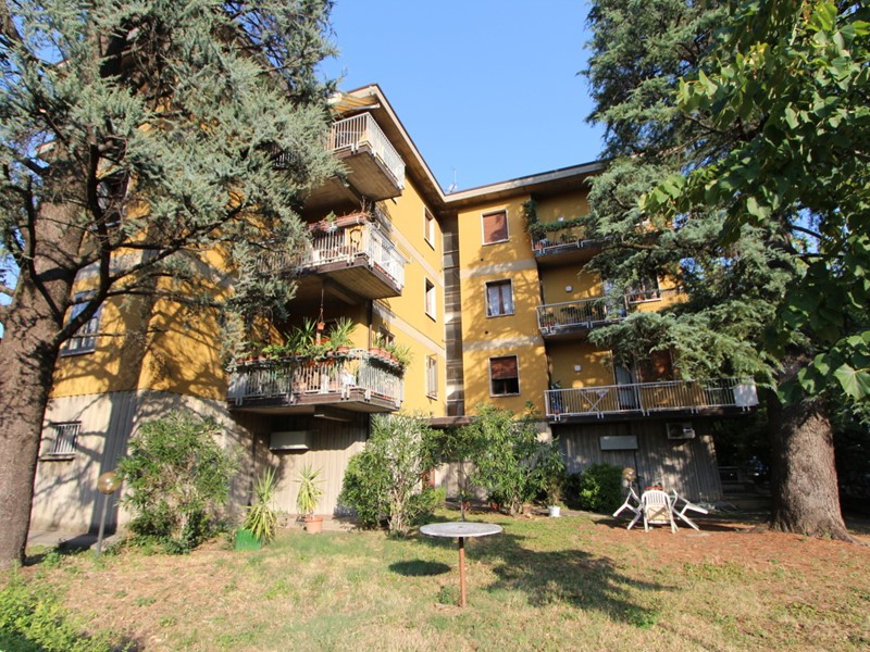 Appartamento in Vendita a Valsamoggia, zona Monteveglio, 159'000&euro;, 95 m², con Box