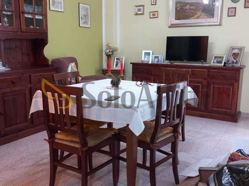 Quadrilocale in Affitto a Leinì, zona Centro storico, 630&euro;, 85 m², arredato, con Box